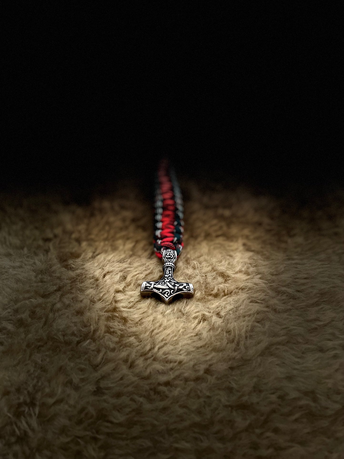 Mjolnir & Fenrir Paracord Braclet