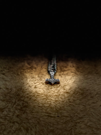 Mjolnir & Fenrir Paracord Braclet